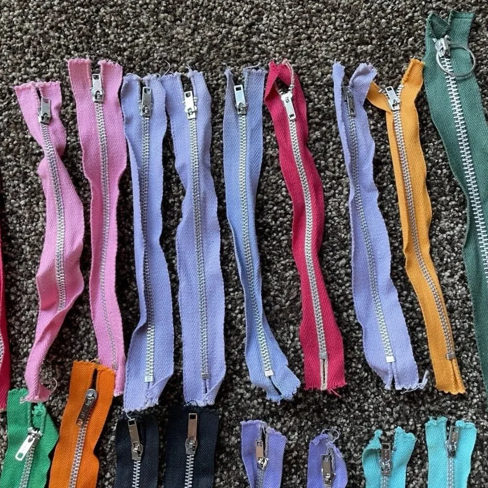 VINTAGE Metal Zippers Multi Colors & Sizes SEWING LOT OF 25 Unused